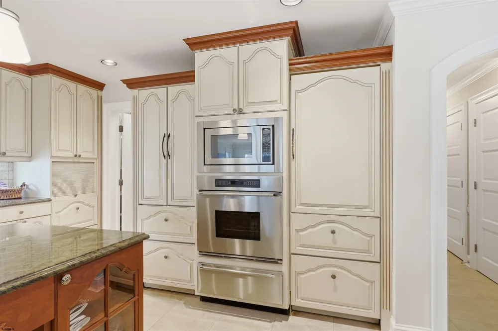 105 S 26 Ave Longport, NJ 08403
