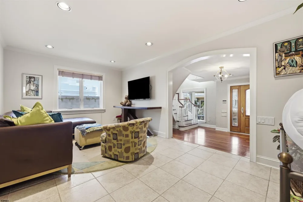 105 S 26 Ave Longport, NJ 08403