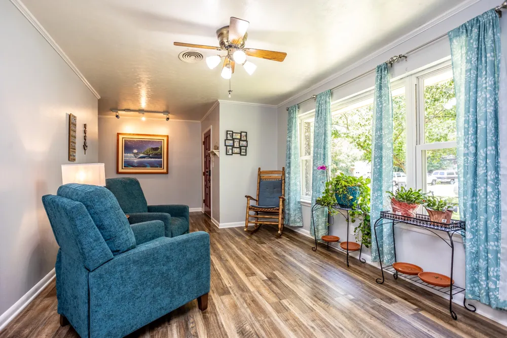 124 MARTIN DRIVE Lancaster, TX 75146