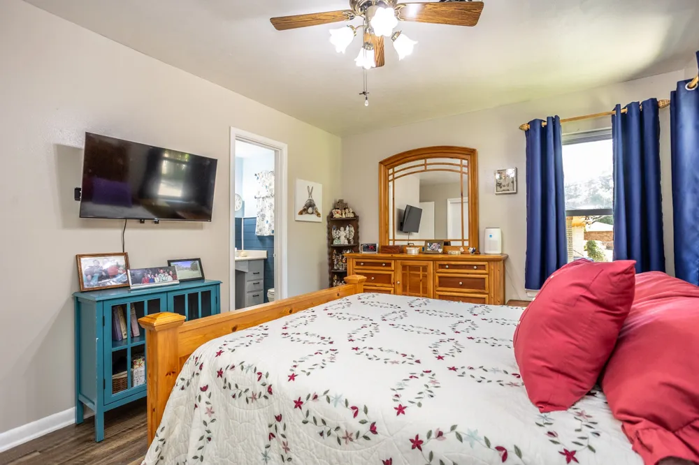 124 MARTIN DRIVE Lancaster, TX 75146