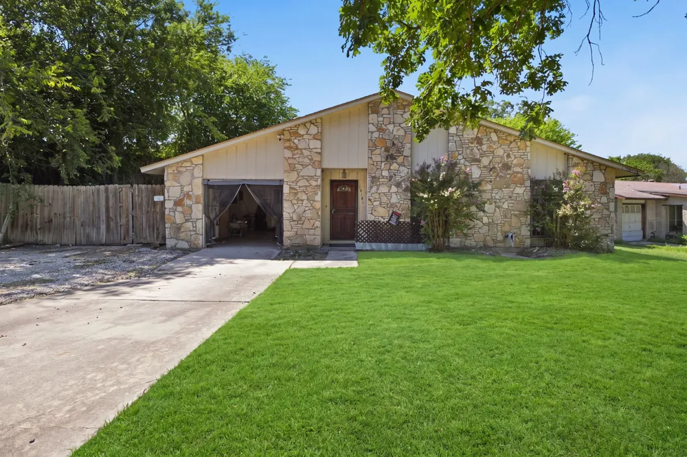 12101 Wilderness Trail Live Oak, TX 78233