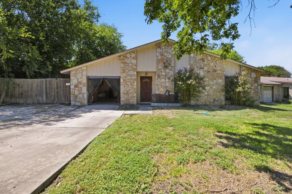 12101 Wilderness Trail Live Oak, TX 78233