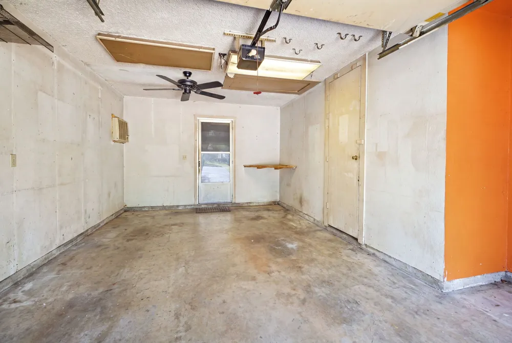 12101 Wilderness Trail Live Oak, TX 78233
