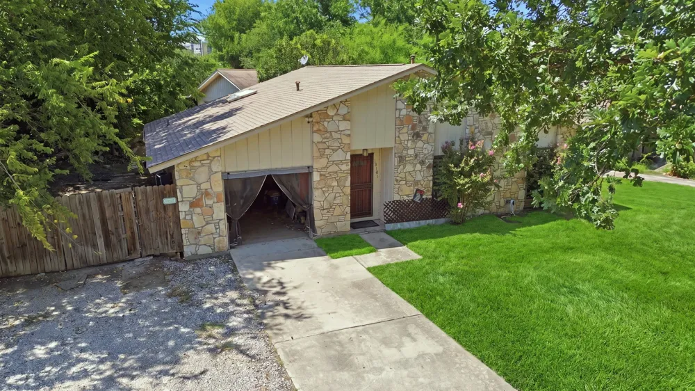 12101 Wilderness Trail Live Oak, TX 78233