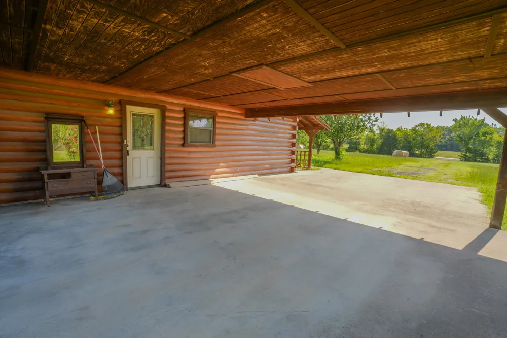 457 County Road 3270 Mineola, TX 75773