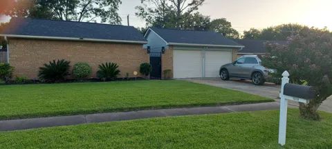 1618 Thornbrook Drive