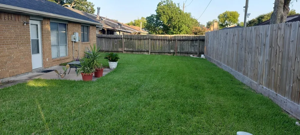 1618 Thornbrook Drive Missouri City, TX 77489