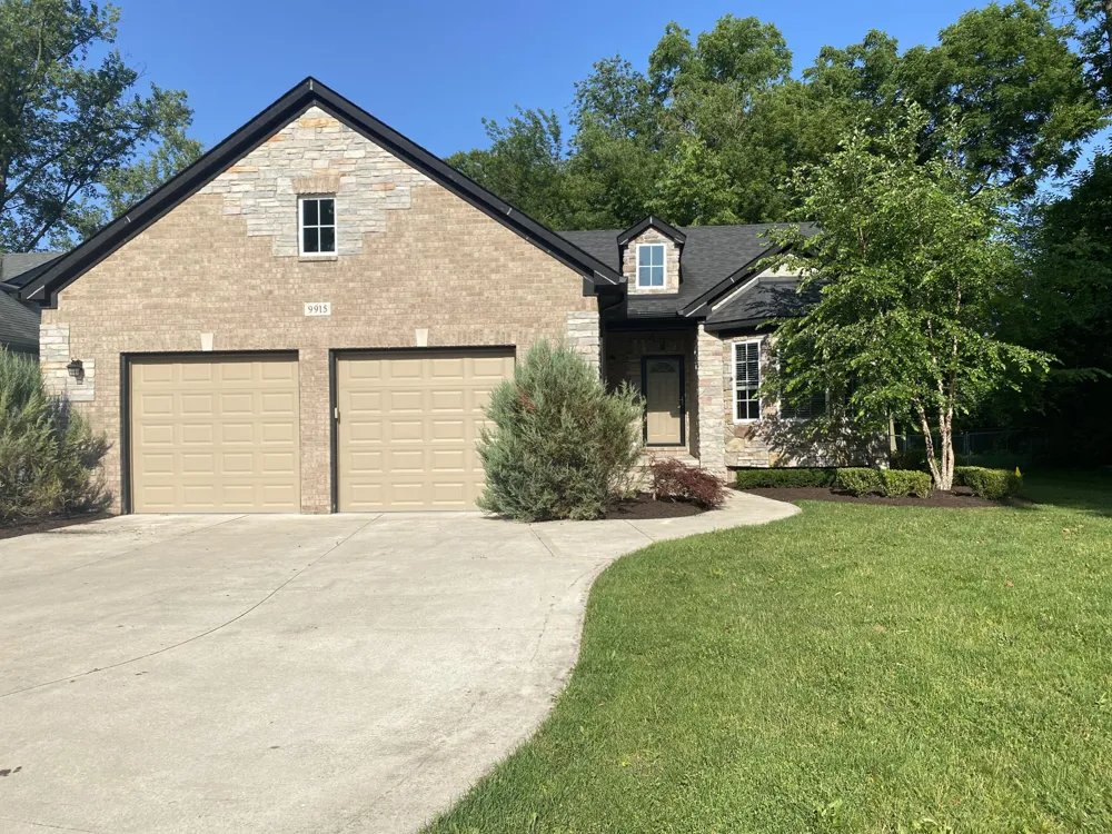 9915 Wayne Road Livonia, MI 48150