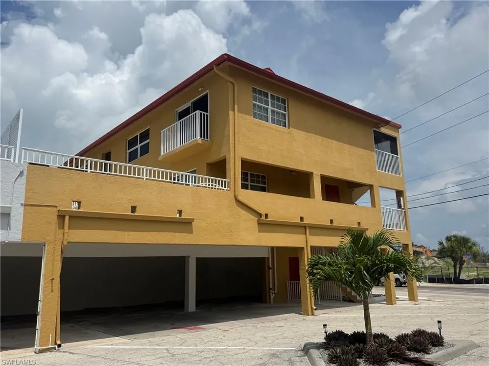 2550 Estero Boulevard #12 Fort Myers Beach, FL 33931