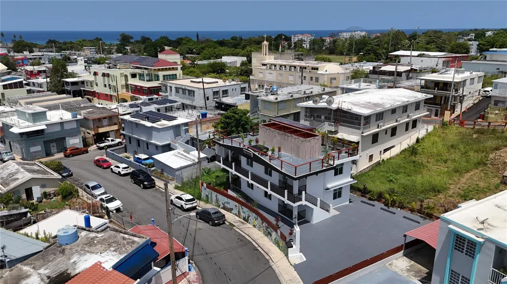 391 CALLE FRANCISCO COLON GUERRA #391 Rincon, PR 00677