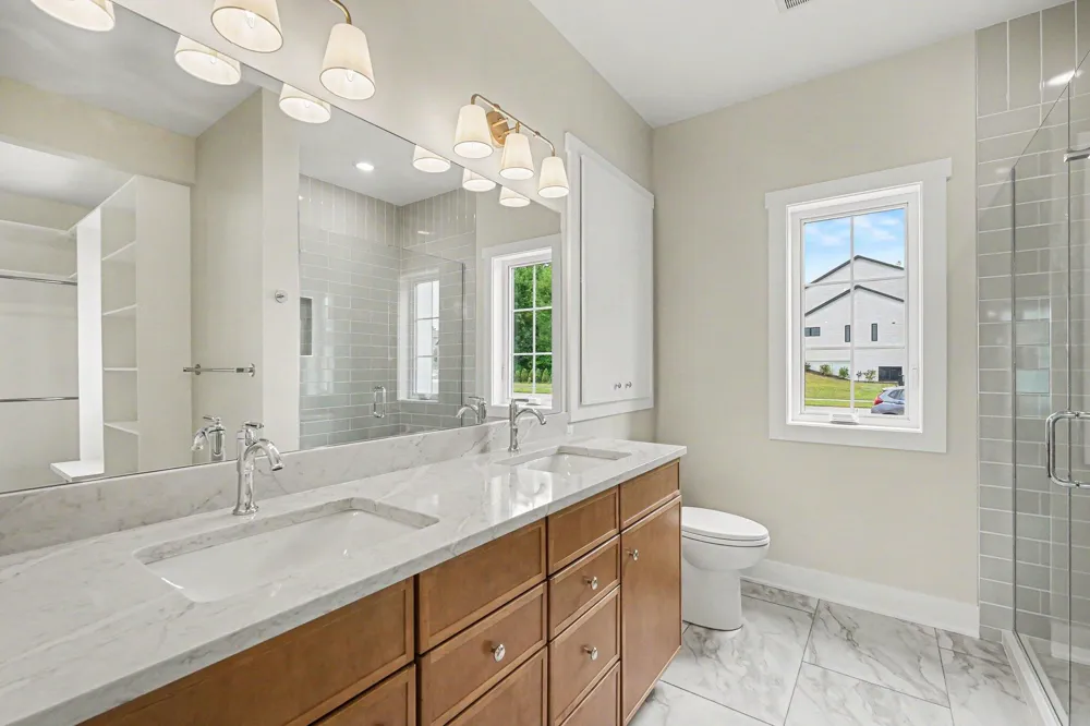 1830 Stratford Lane NW Walker City, MI 49534