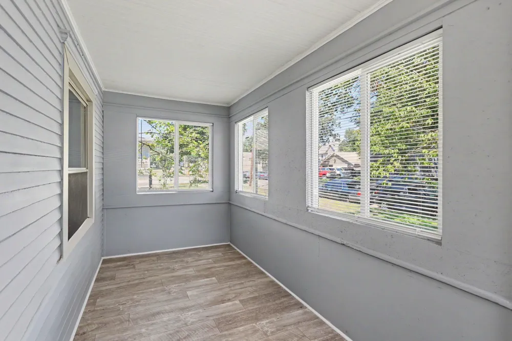 113 E Robinson Street Jackson City, MI 49203