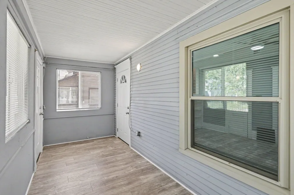 113 E Robinson Street Jackson City, MI 49203