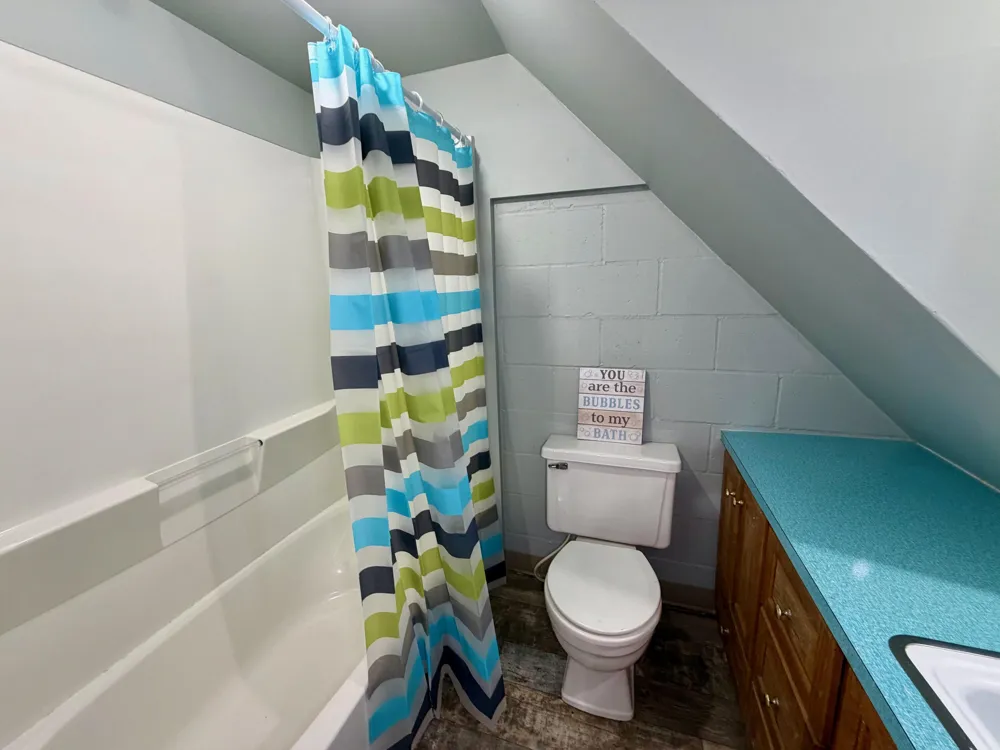 8980 Loveless Drive NE Courtland Township, MI 49341