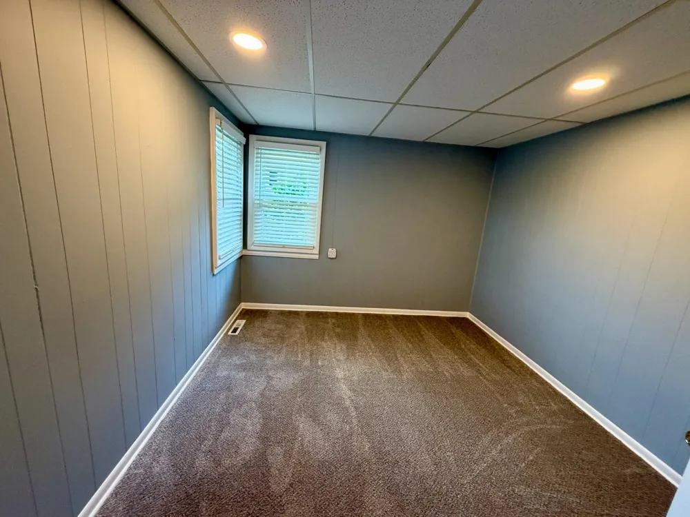 8980 Loveless Drive NE Courtland Township, MI 49341