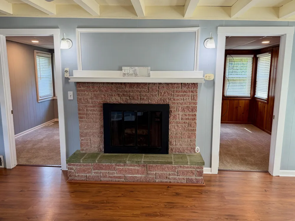 8980 Loveless Drive NE Courtland Township, MI 49341
