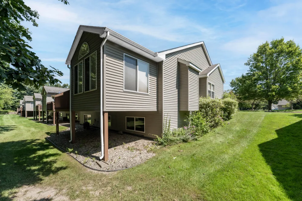 1364 Tanager Lane Oshtemo Charter Township, MI 49009