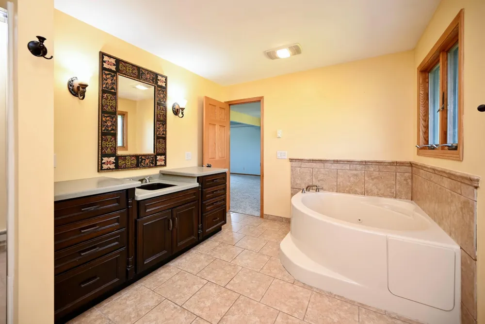 1265 Sherry Drive Minnesota City, MN 55959