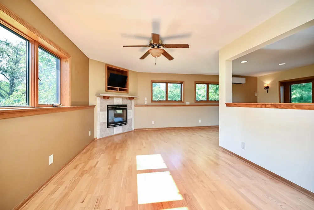 1265 Sherry Drive Minnesota City, MN 55959