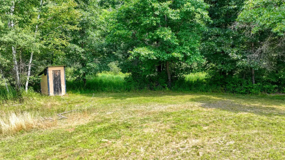 N1395 Grouse Road Sarona, WI 54870