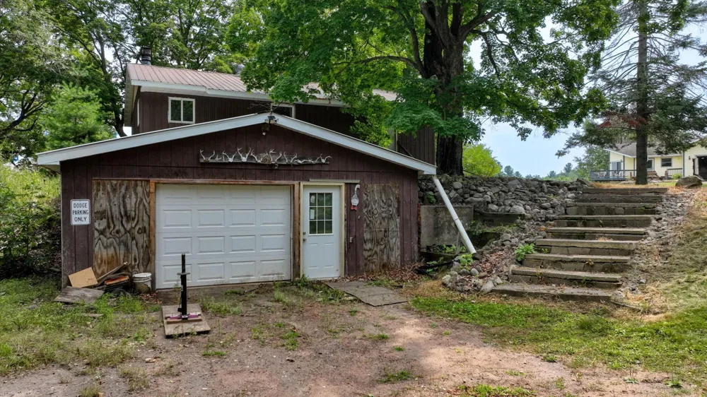 N1395 Grouse Road Sarona, WI 54870