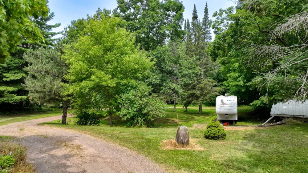 N1395 Grouse Road Sarona, WI 54870
