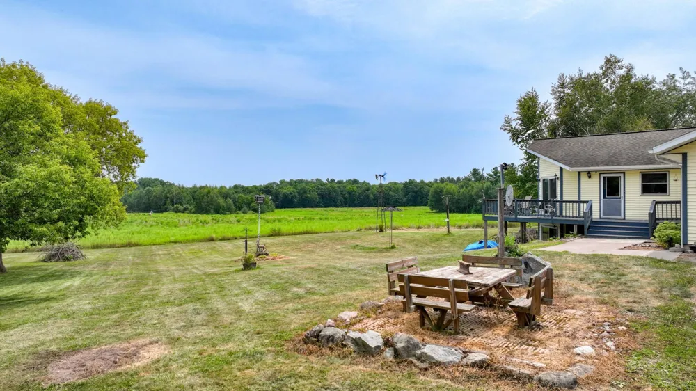 N1395 Grouse Road Sarona, WI 54870