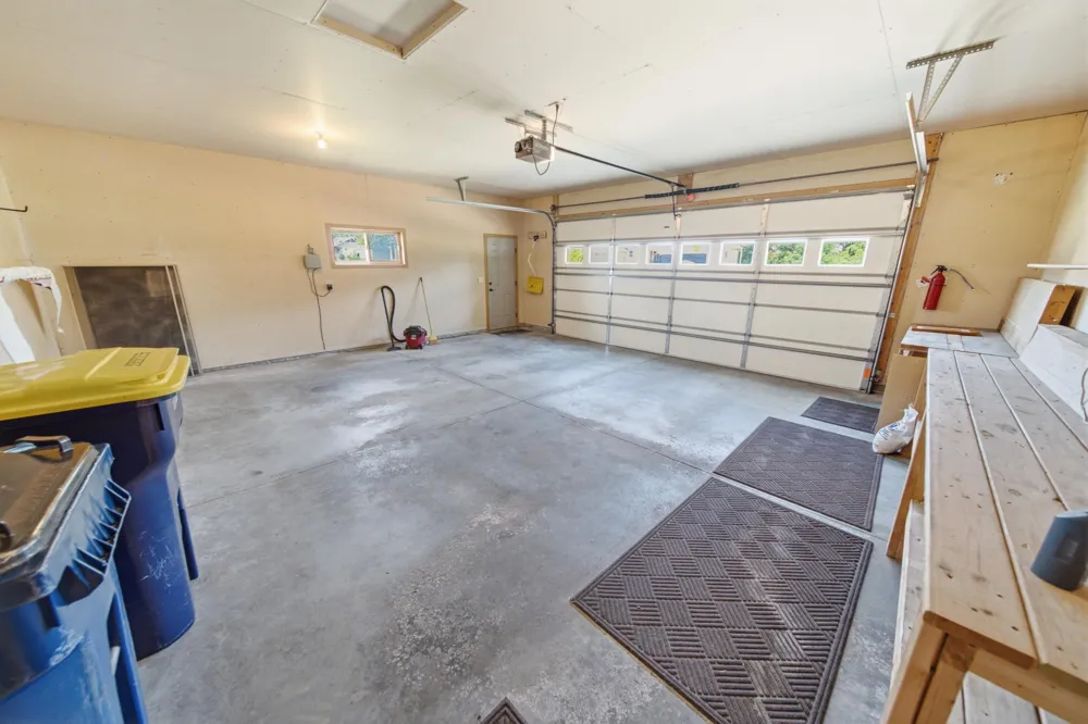 1407 Woodland Way Lake City, MN 55041