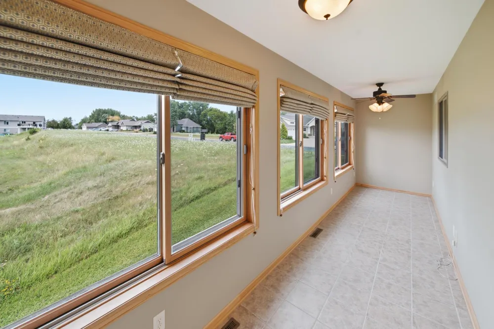 1407 Woodland Way Lake City, MN 55041