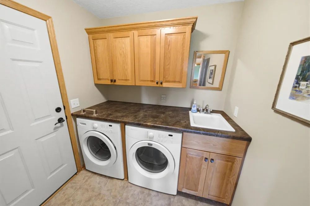 1407 Woodland Way Lake City, MN 55041