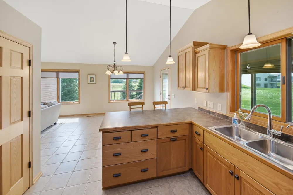 1407 Woodland Way Lake City, MN 55041
