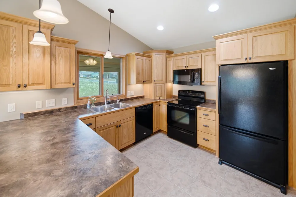 1407 Woodland Way Lake City, MN 55041