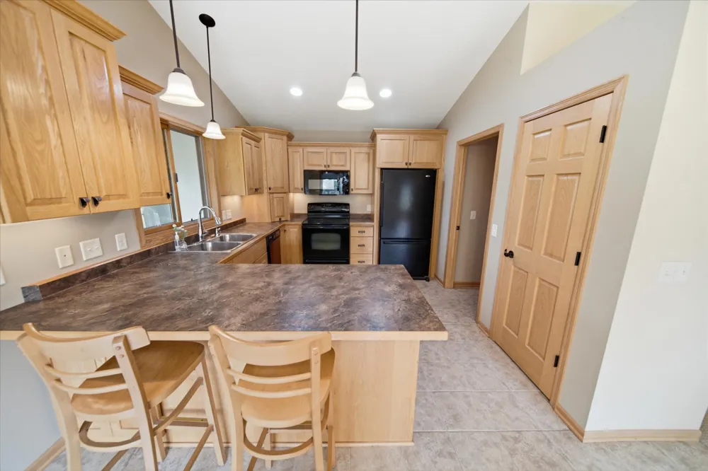1407 Woodland Way Lake City, MN 55041