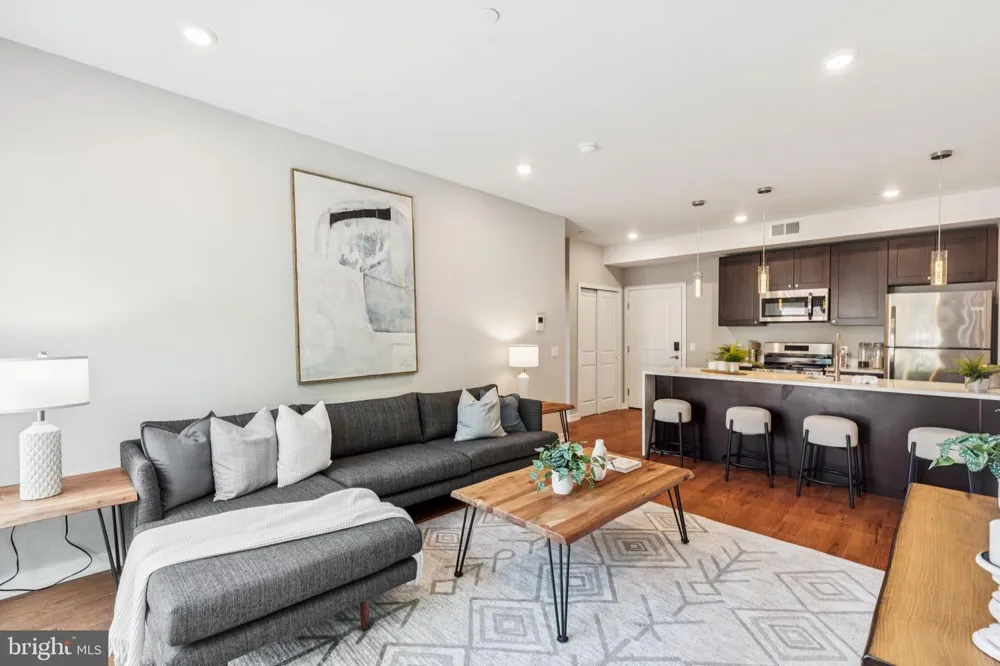 203 HAVERFORD AVENUE #203 Narberth, PA 19072