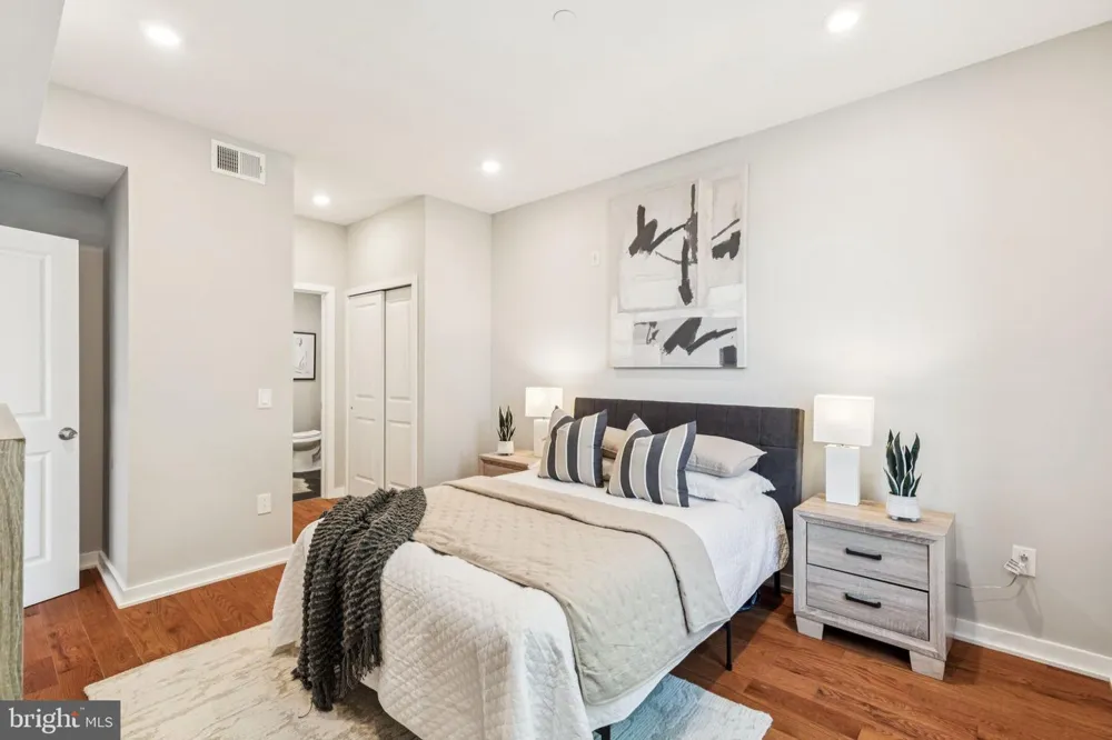 203 HAVERFORD AVENUE #203 Narberth, PA 19072