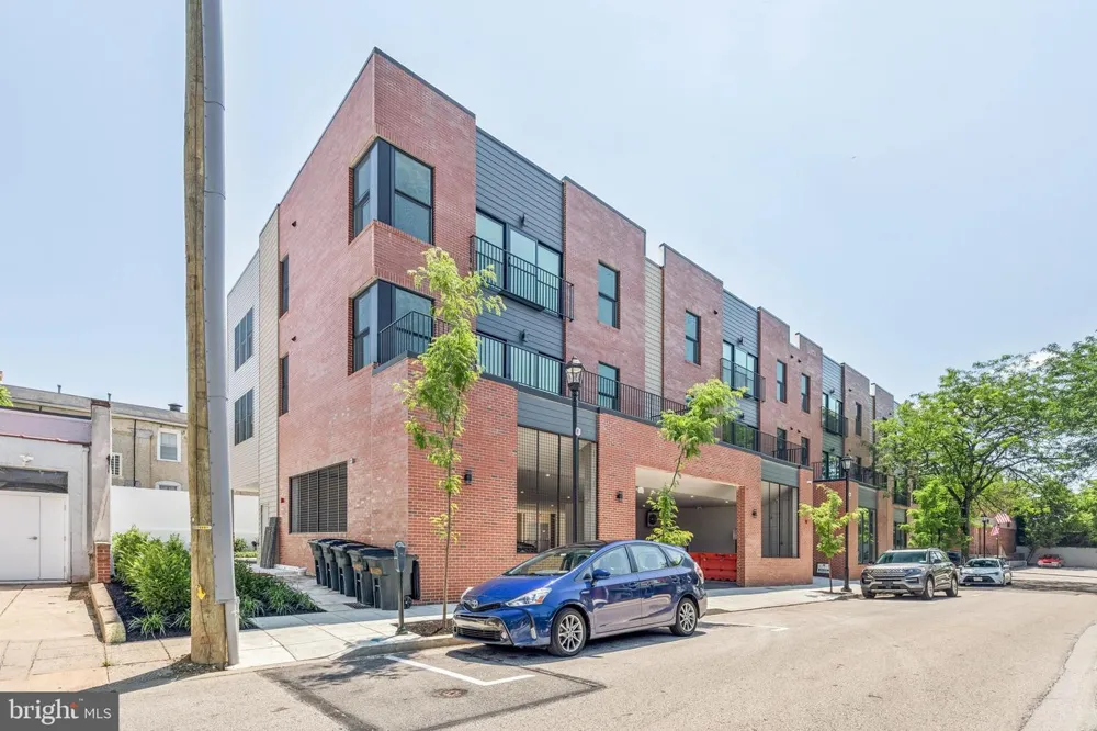 203 HAVERFORD AVENUE #203 Narberth, PA 19072
