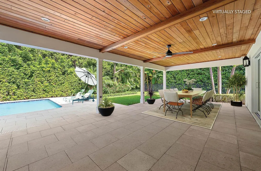 11785 Lake Shore Place North Palm Beach, FL 33408