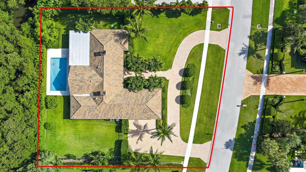 11785 Lake Shore Place North Palm Beach, FL 33408