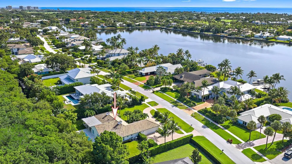 11785 Lake Shore Place North Palm Beach, FL 33408