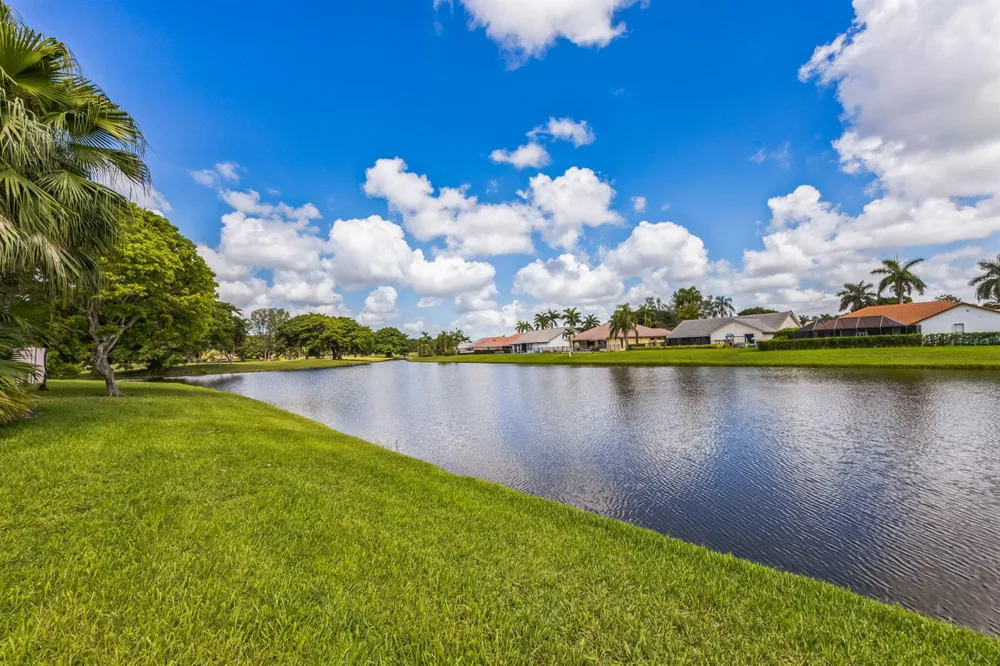 19365 CHERRY HILLS TERRACE Boca Raton, FL 33498
