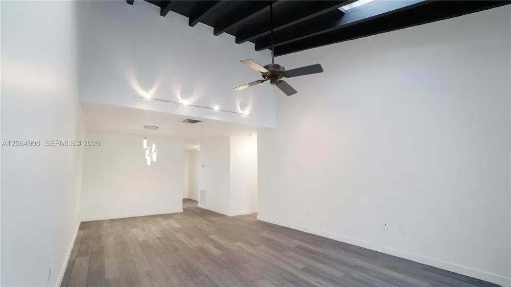 3823 Estepona Ave Doral, FL 33178