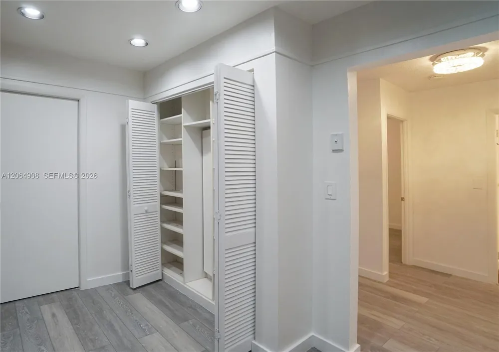 3823 Estepona Ave Doral, FL 33178