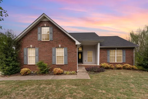 302 Bailey Ln