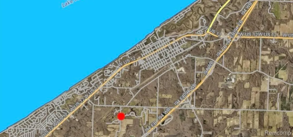 19529 Kluver Road New Buffalo Township, MI 49117