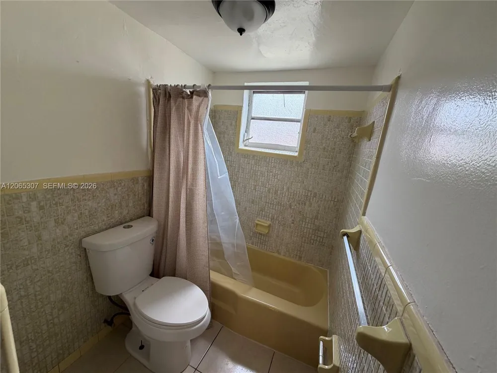 16150 NE 19th Ct #2 North Miami Beach, FL 33162