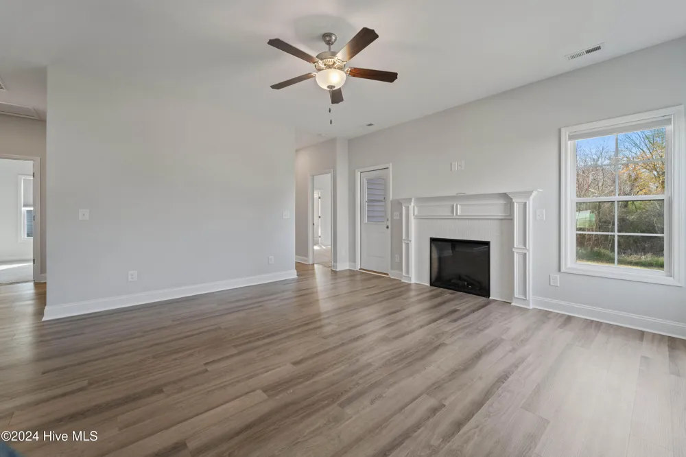125 Pembury Way Richlands, NC 28574