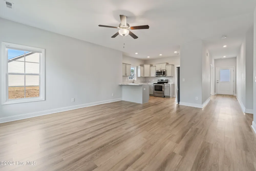 125 Pembury Way Richlands, NC 28574