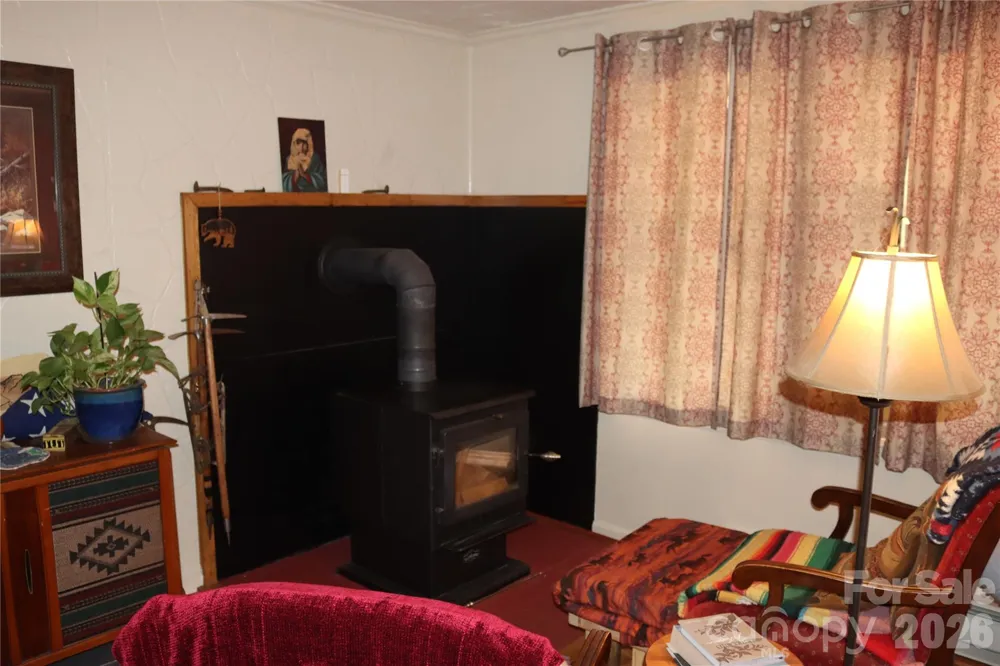 9 Wooded Valley Lane Burnsville, NC 28714