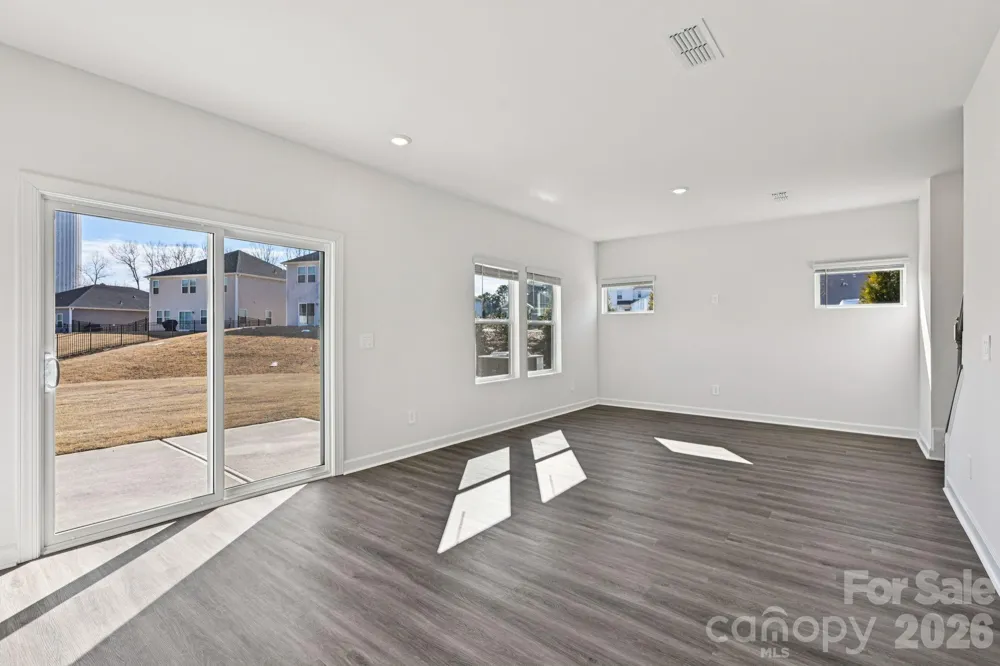 2306 Snapdragon Court Stanley, NC 28164