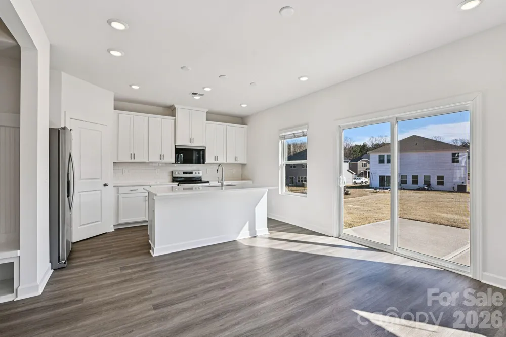 2306 Snapdragon Court Stanley, NC 28164
